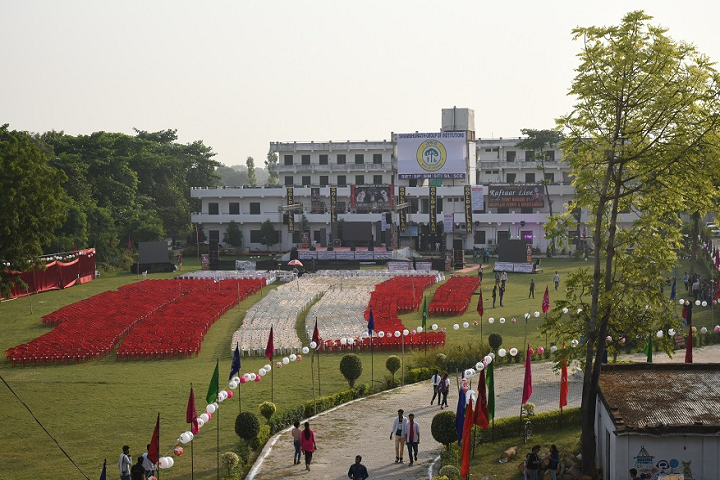 https://cache.careers360.mobi/media/colleges/social-media/media-gallery/22251/2018/12/5/Campus View of Shambhunath Institute of Law Allahabad_Campus-view.png